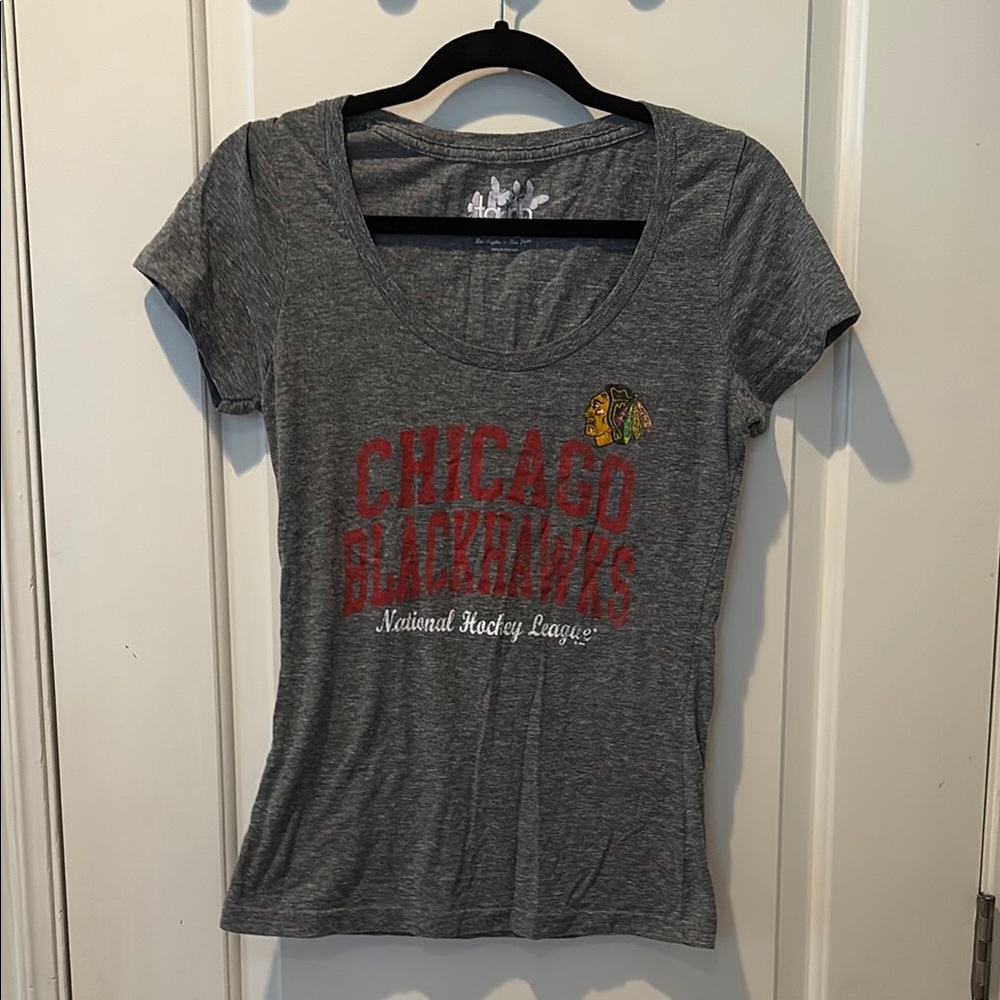 Touch by Alyssa Milano Gray Chicago Blackhawks Tee
